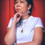 Portrait de Daphné Swân avant son concert dans la salle de la Maison Folie Beaulieu à Lomme, le 21 juin 2024 © Claire Kulaga