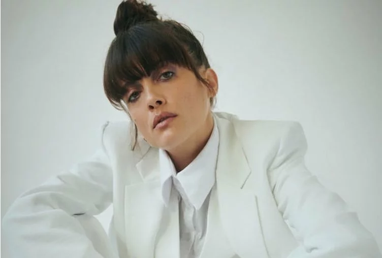 Noga Erez