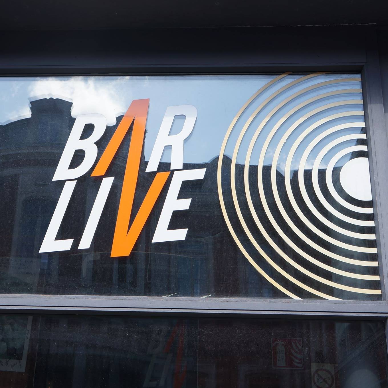 Le Bar Live